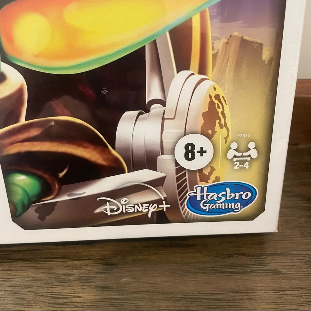Hasbro Star Wars Monopoly Board Game New!